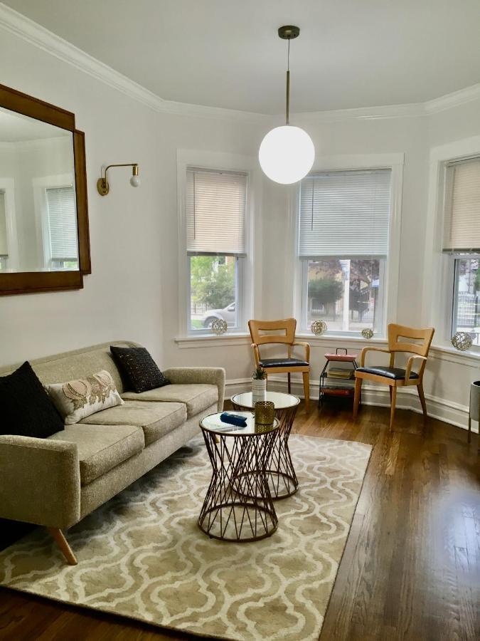 Logan Square Modern Apartment Chicago Exteriör bild